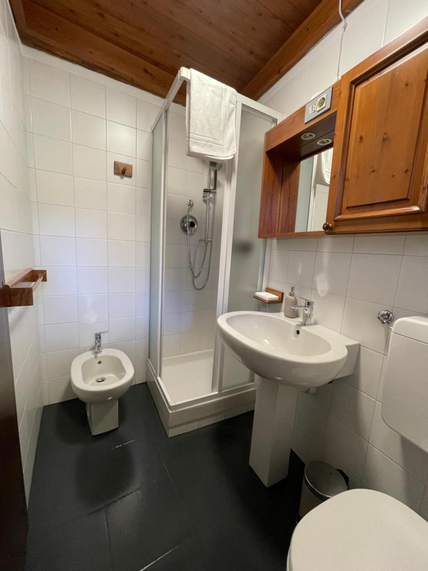 Chalet Bellevue Bardonecchia Szoba fotó