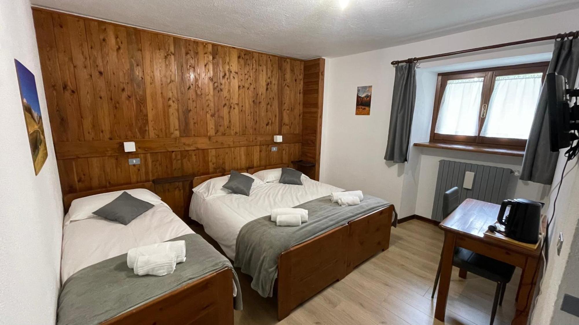 Chalet Bellevue Bardonecchia Szoba fotó
