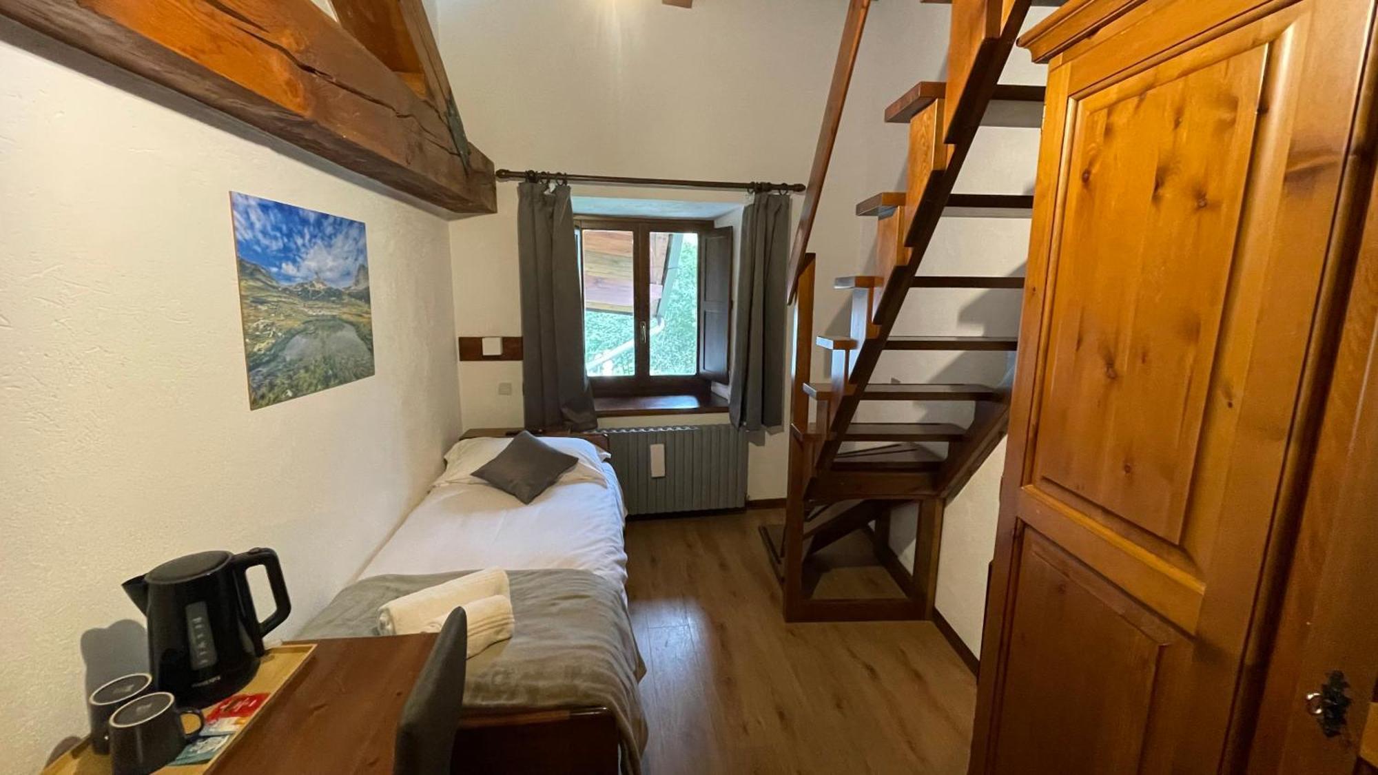 Chalet Bellevue Bardonecchia Szoba fotó