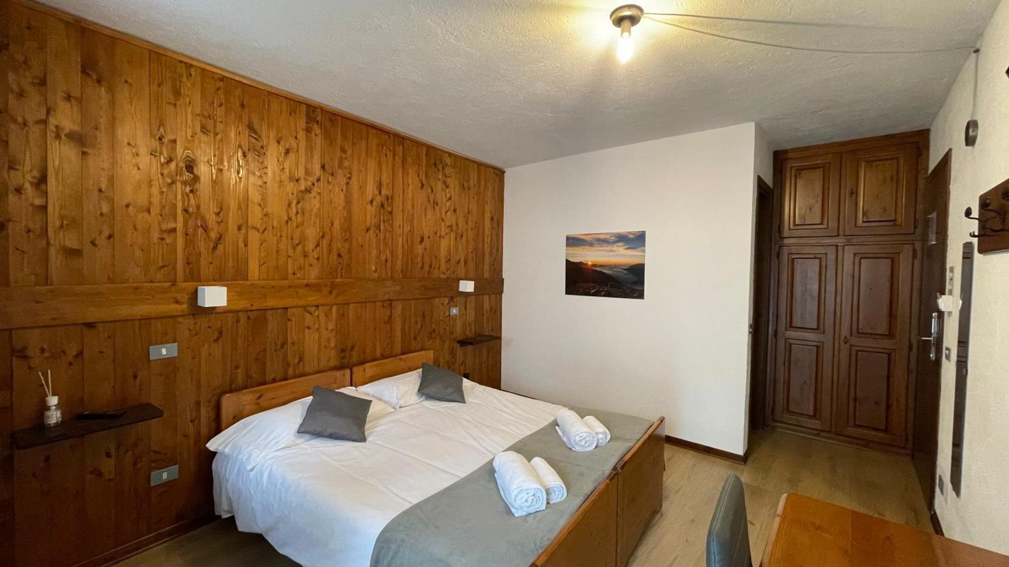 Chalet Bellevue Bardonecchia Szoba fotó